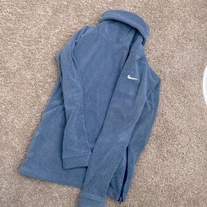 Heather blue Nike dri fit soft warm furry fleece material 💙